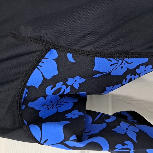 XCEL UV Shield Top M - Picture 4 of 7